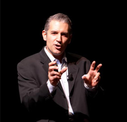 Best Business Speaker Glenn Llopis